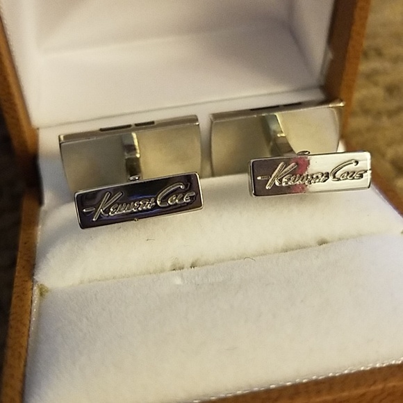 Kenneth Cole Silver and Blue Gray Cuff Links - Picture 2 of 5